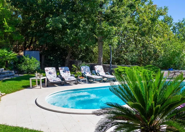 Anamia With Seaview By Guide *